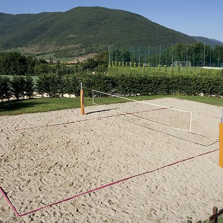 Best Western Hotel Salicone Норча Екстериор снимка