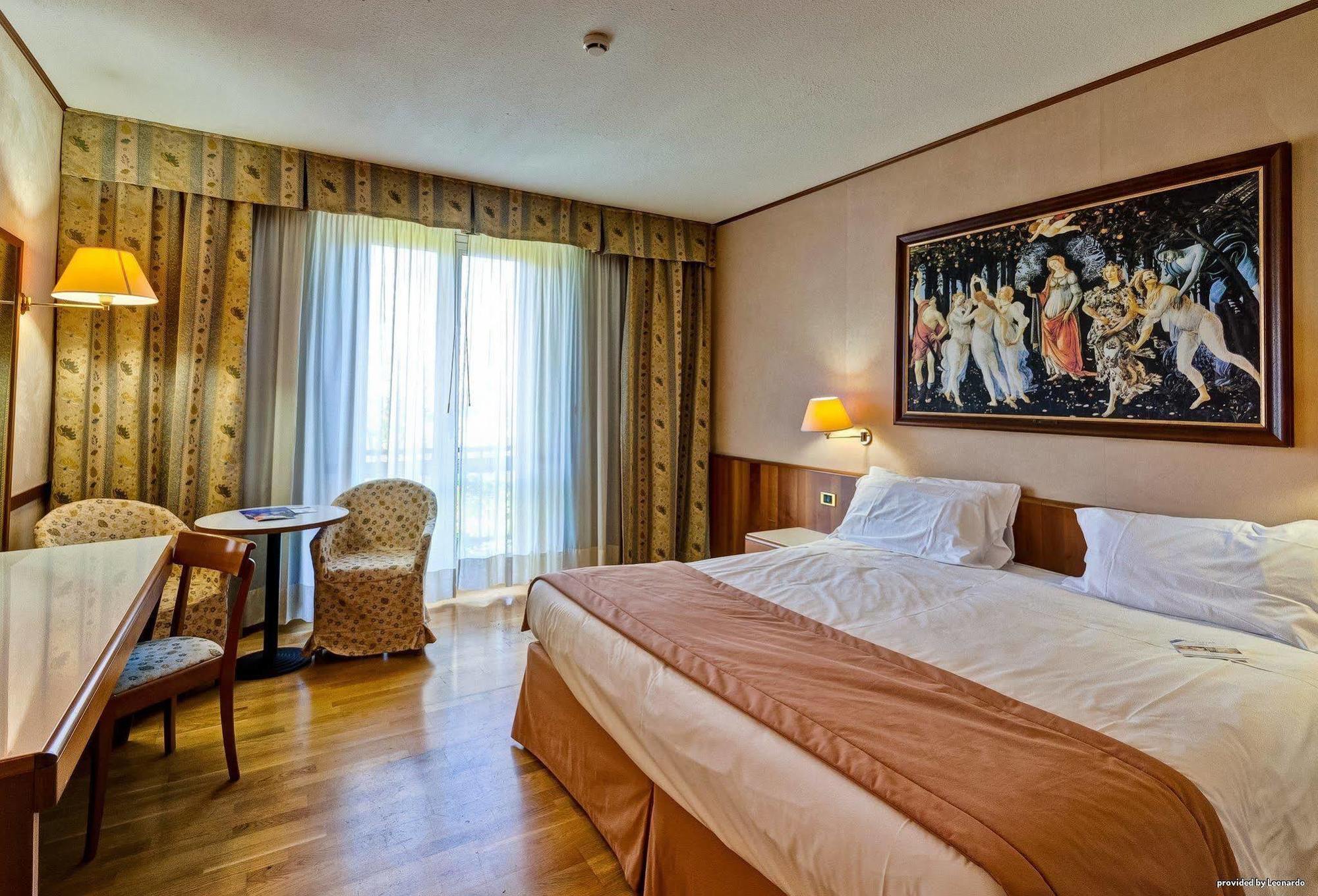 Best Western Hotel Salicone Норча Екстериор снимка
