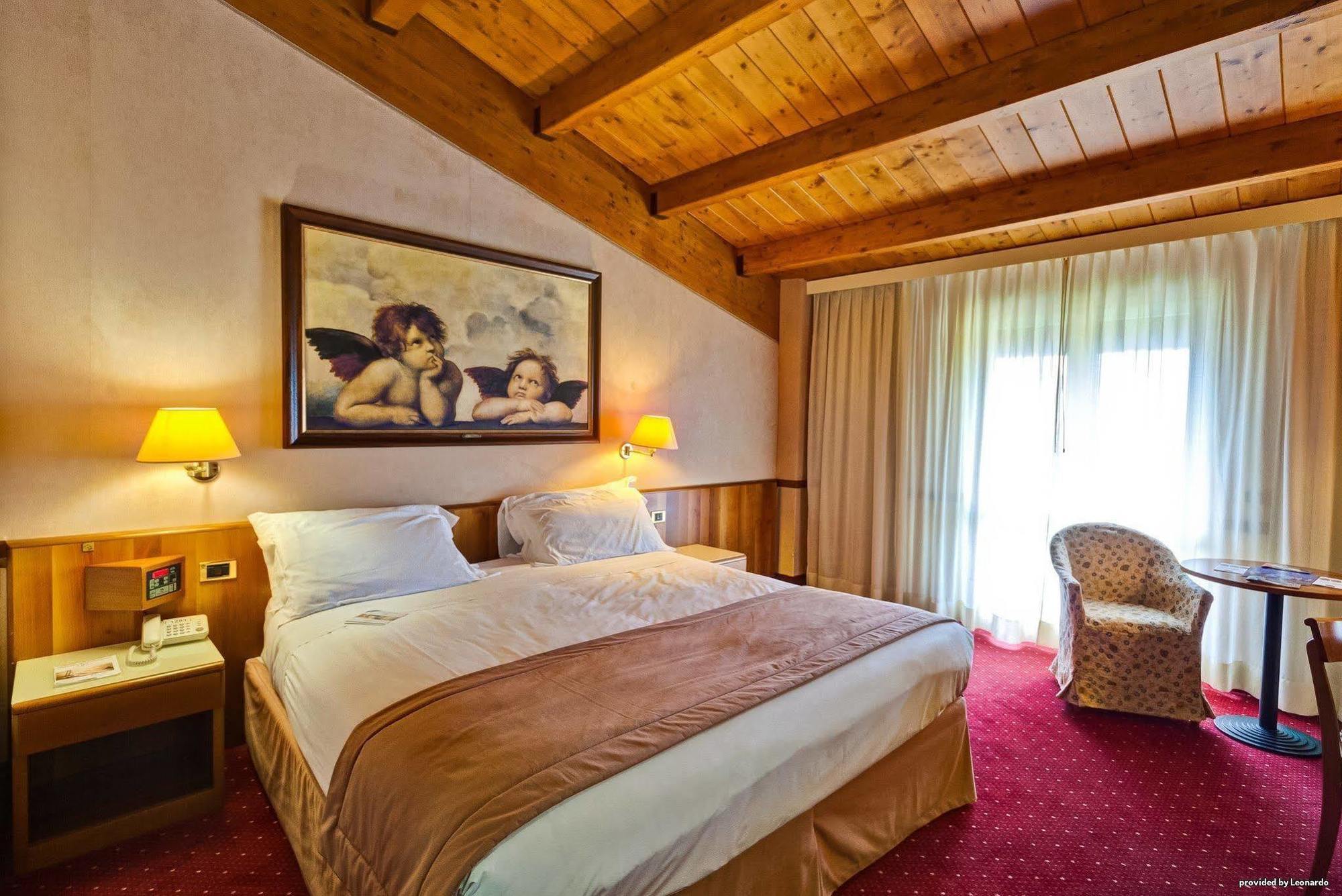 Best Western Hotel Salicone Норча Екстериор снимка