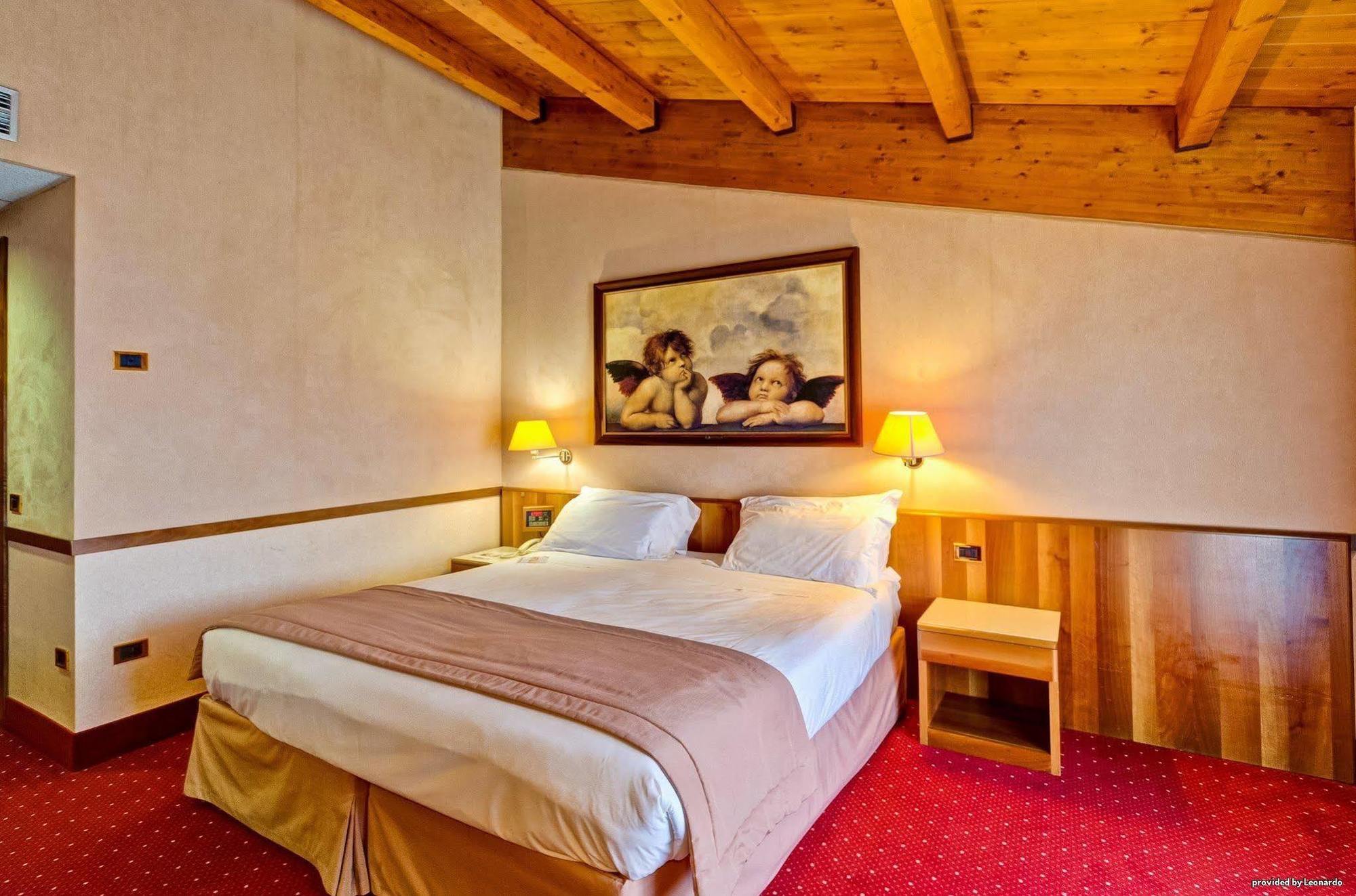 Best Western Hotel Salicone Норча Екстериор снимка